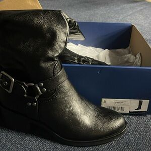 Brand new in box White Mountaim tall black boots size 8